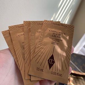 Charlotte Tilbury Magic Cream Travel Size